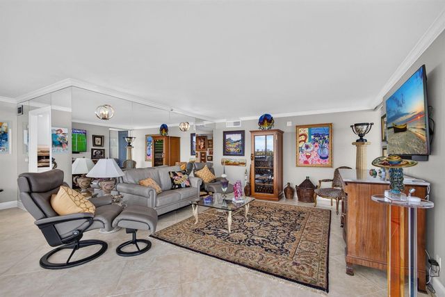 5280 N Ocean Drive 3a, Singer Island, FL 33404