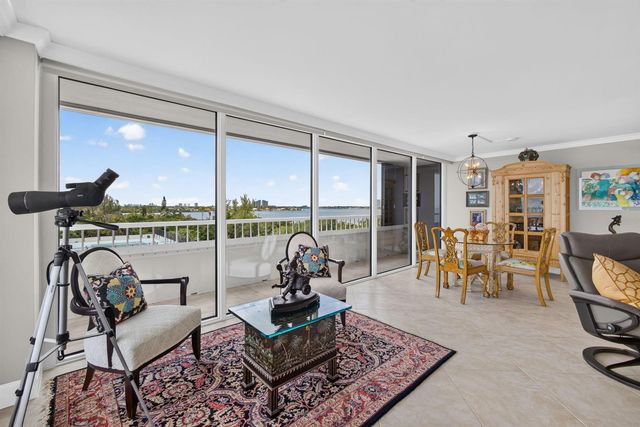 5280 N Ocean Drive 3a, Singer Island, FL 33404