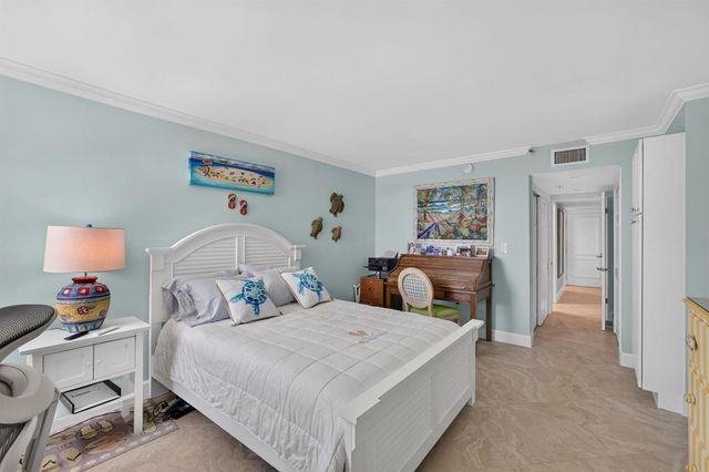 5280 N Ocean Drive 3a, Singer Island, FL 33404