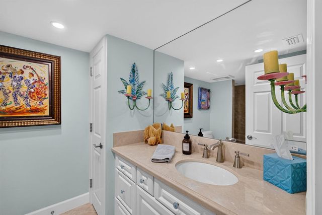 5280 N Ocean Drive 3a, Singer Island, FL 33404