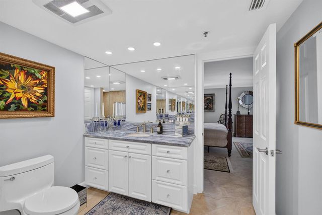 5280 N Ocean Drive 3a, Singer Island, FL 33404