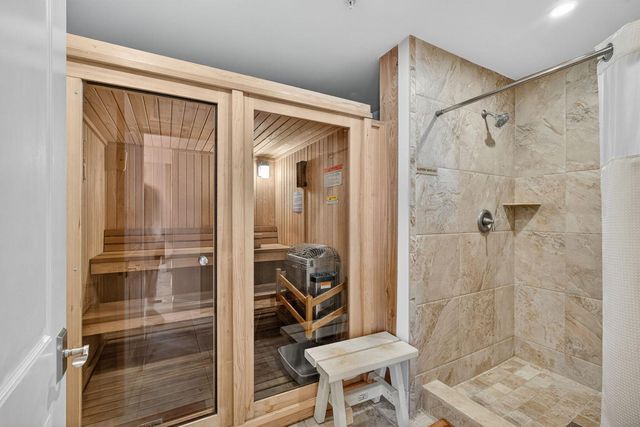5280 N Ocean Drive 3a, Singer Island, FL 33404