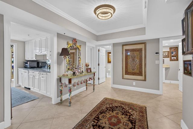 5280 N Ocean Drive 3a, Singer Island, FL 33404