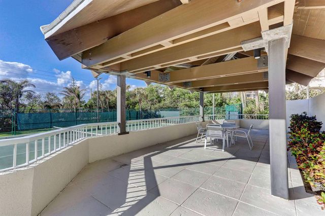 5280 N Ocean Drive 3a, Singer Island, FL 33404
