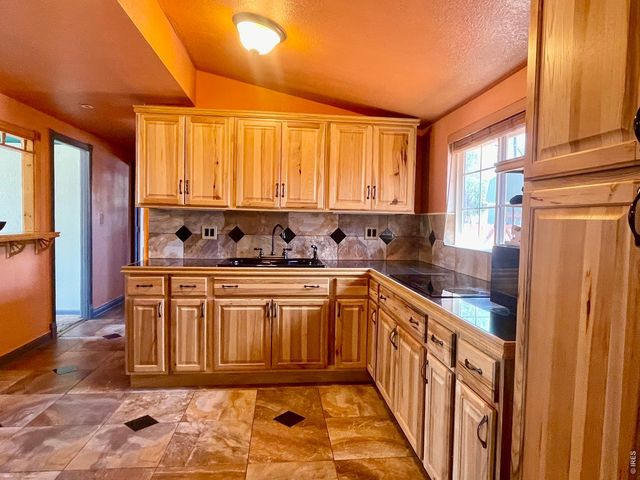 402 16th Ave Ct, Greeley, CO 80631