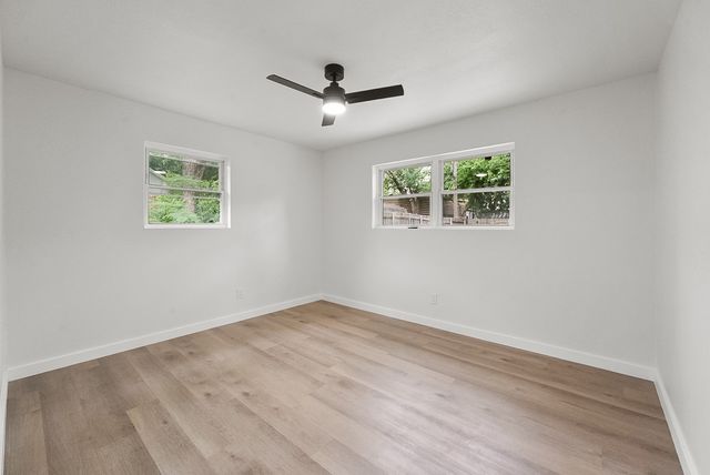 861 Woodcrest Drive, Hurst, TX 76053