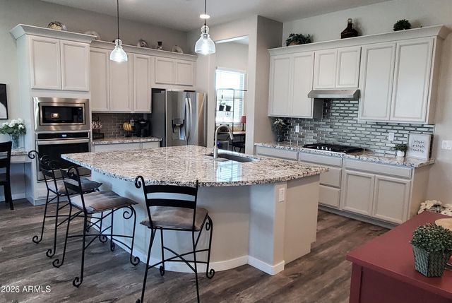 42024 W ROSEWOOD Lane, Maricopa, AZ 85138