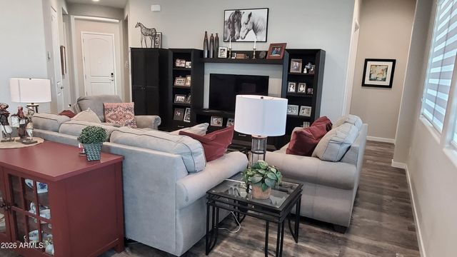 42024 W ROSEWOOD Lane, Maricopa, AZ 85138