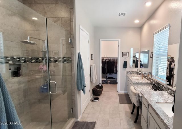 42024 W ROSEWOOD Lane, Maricopa, AZ 85138