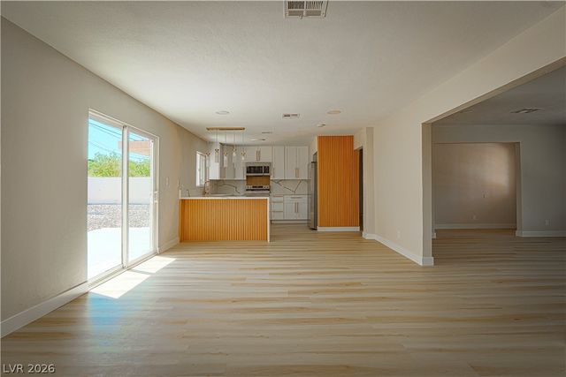 1701 South 8th Street, Las Vegas, NV 89104