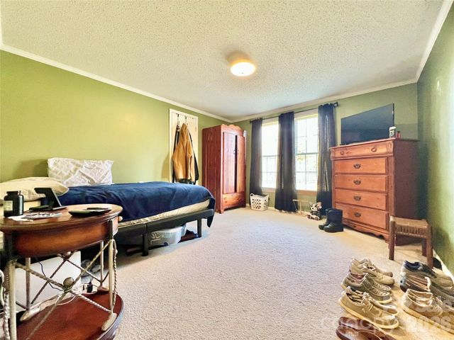 214 Heritage Circle, Taylorsville, NC 28681