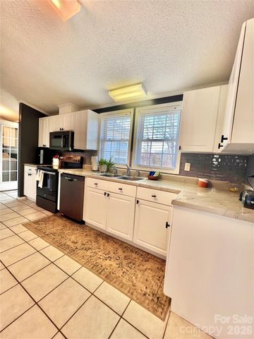 214 Heritage Circle, Taylorsville, NC 28681