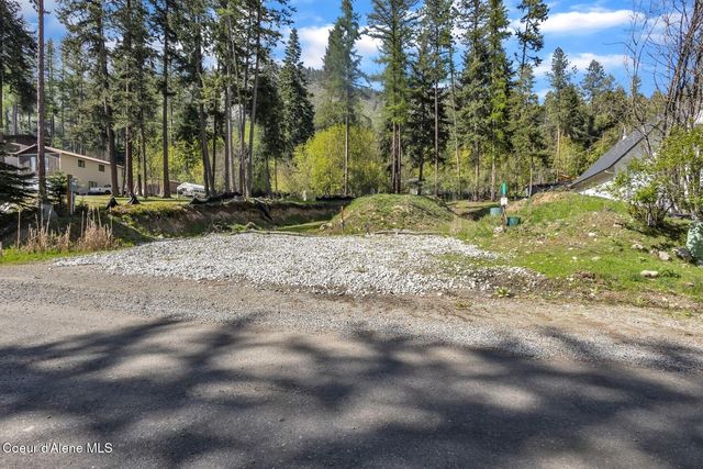 34599 N Terrace Dr, Bayview, ID 83803