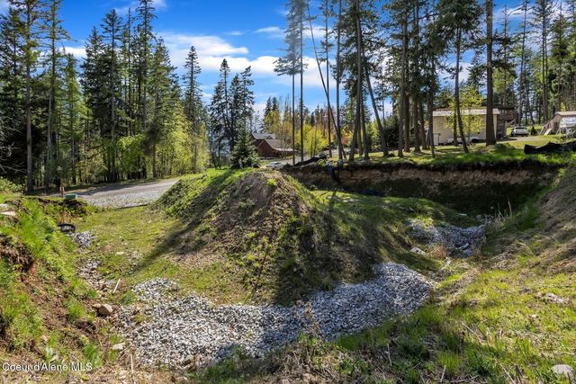 34599 N Terrace Dr, Bayview, ID 83803