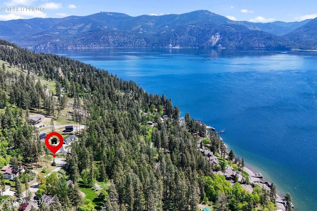 34599 N Terrace Dr, Bayview, ID 83803