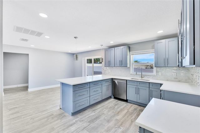 2419 ORANGE CENTER BOULEVARD, Orlando, FL 32805