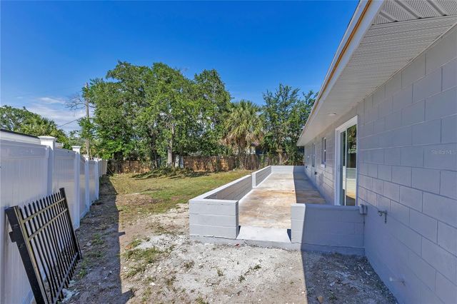2419 ORANGE CENTER BOULEVARD, Orlando, FL 32805