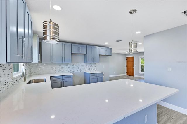 2419 ORANGE CENTER BOULEVARD, Orlando, FL 32805