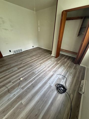 612 St Claire Street, Ashland, WI 54806