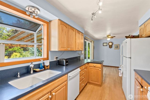5012 19th Avenue SE, Lacey, WA 98503