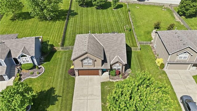 11428 N Ewing Avenue, Kansas City, MO 64156