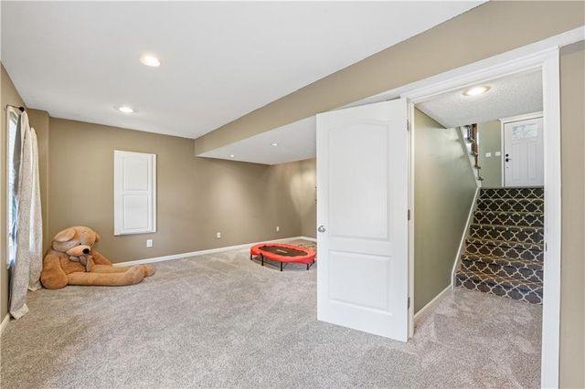 11428 N Ewing Avenue, Kansas City, MO 64156
