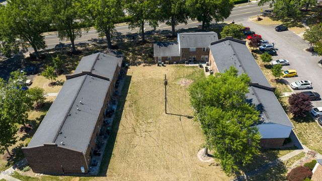 1002 Willow Drive Apt 43, Chapel Hill, NC 27514