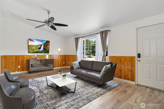9915 Marine Drive, Tulalip, WA 98271