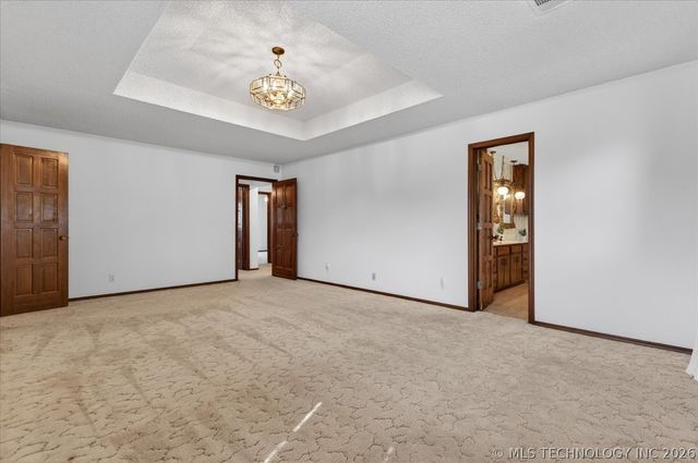 2550 Regency Road, Bartlesville, OK 74006