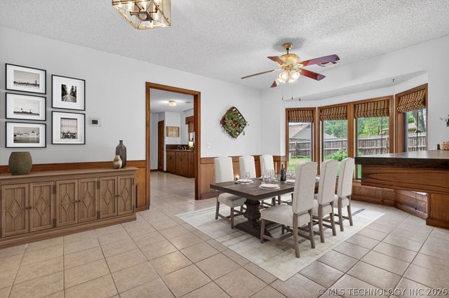 2550 Regency Road, Bartlesville, OK 74006