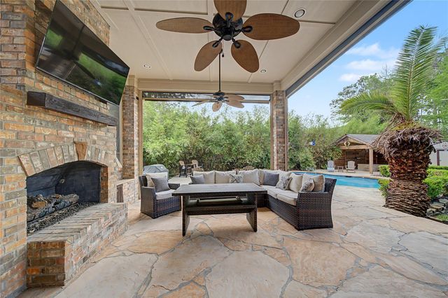 28431 Lauren Cove Lane, Spring, TX 77386