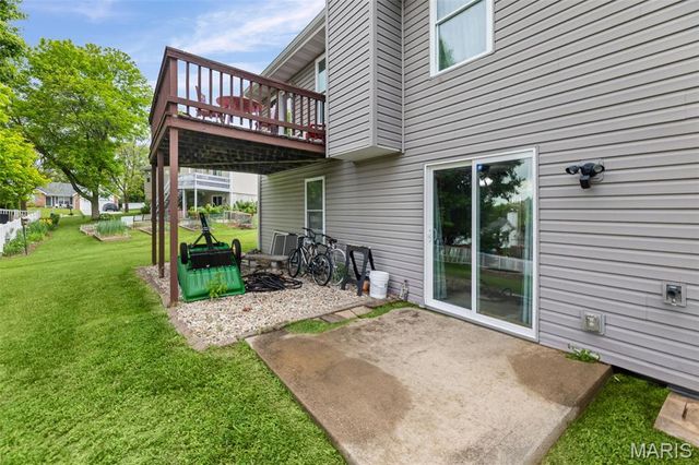 204 Aspen Point, Glen Carbon, IL 62034
