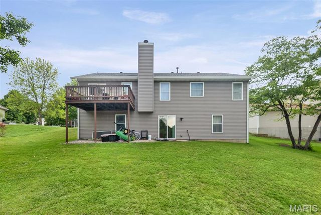 204 Aspen Point, Glen Carbon, IL 62034