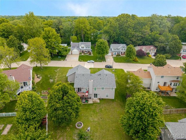 204 Aspen Point, Glen Carbon, IL 62034