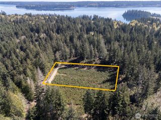 101 Andrejs Road, Shelton, WA 98584