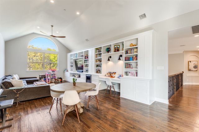 808 Charleston Drive, Southlake, TX 76092