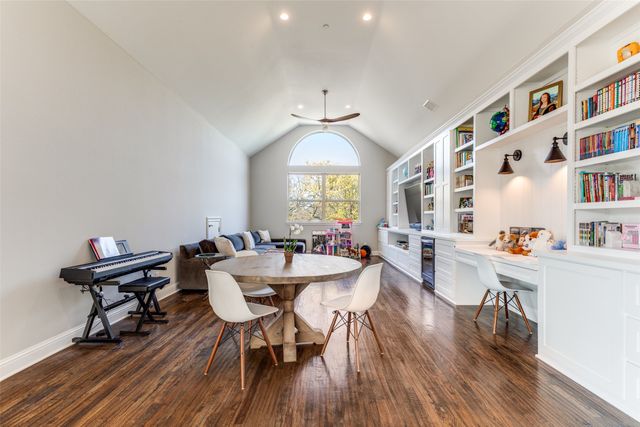 808 Charleston Drive, Southlake, TX 76092