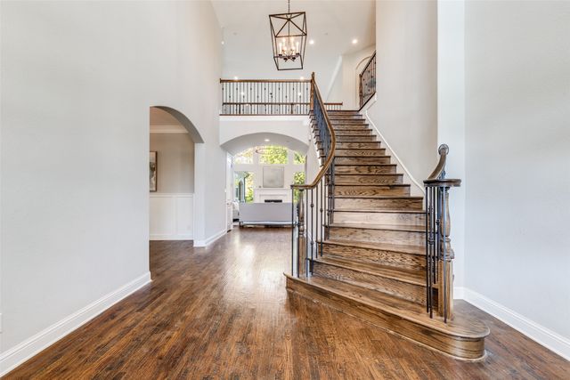 808 Charleston Drive, Southlake, TX 76092