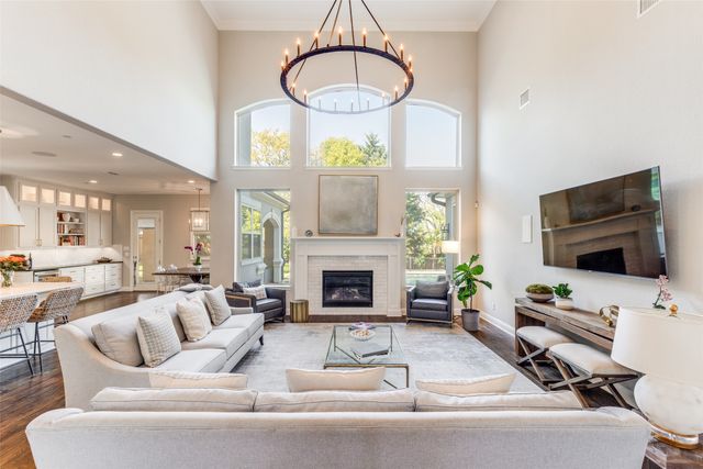 808 Charleston Drive, Southlake, TX 76092