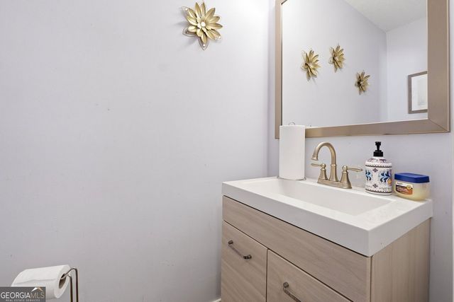 3172 Glenloch Place, Lawrenceville, GA 30044