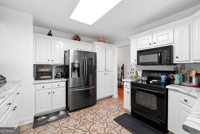 3172 Glenloch Place, Lawrenceville, GA 30044