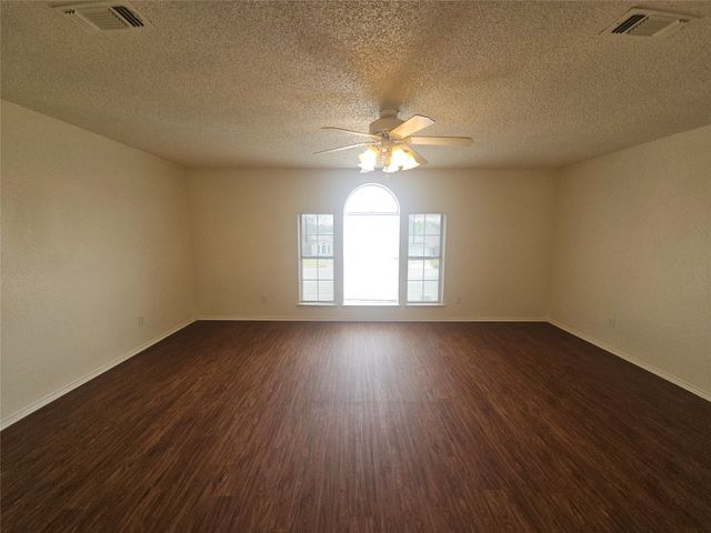 9100 CRANWELL Court, Fort Worth, TX 76134