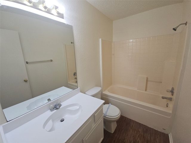 9100 CRANWELL Court, Fort Worth, TX 76134