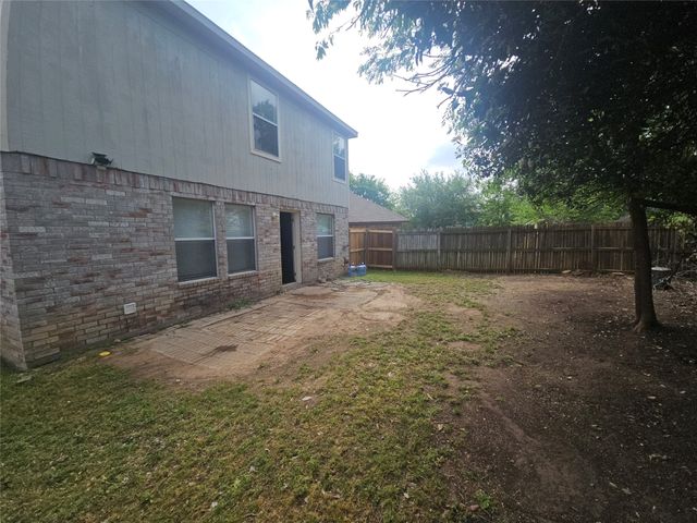 9100 CRANWELL Court, Fort Worth, TX 76134