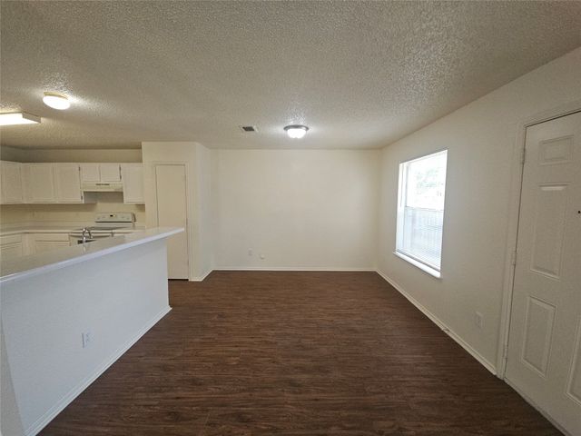 9100 CRANWELL Court, Fort Worth, TX 76134