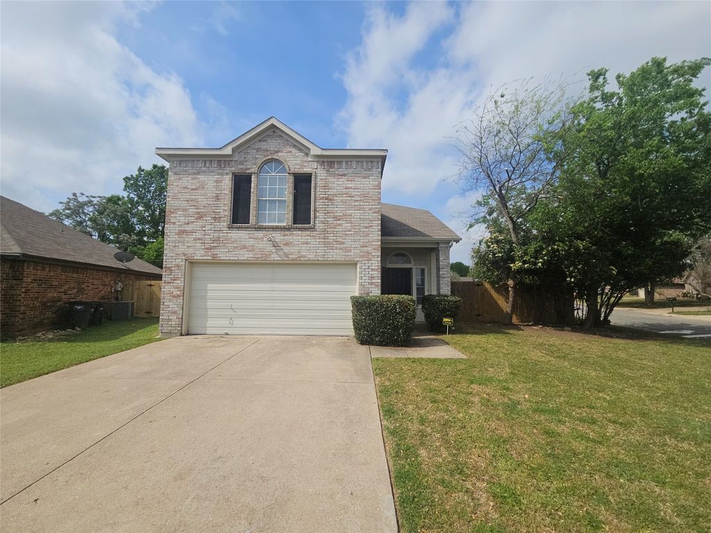 9100 CRANWELL Court, Fort Worth, TX 76134