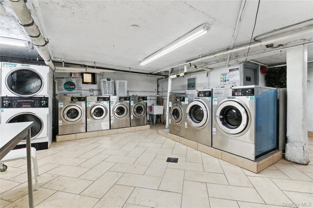 37-21 80 Street 3M, Jackson Heights, NY 11372