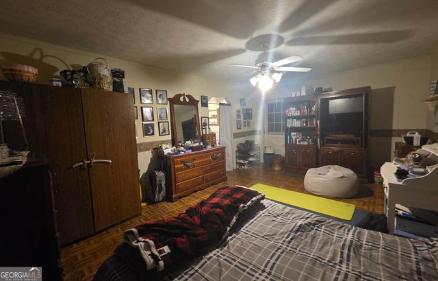 1407 Rainbow Circle, Griffin, GA 30224