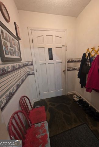 1407 Rainbow Circle, Griffin, GA 30224