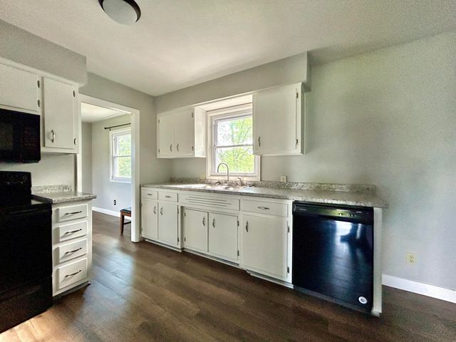 500 Meadowlark Drive, Somerset, KY 42503